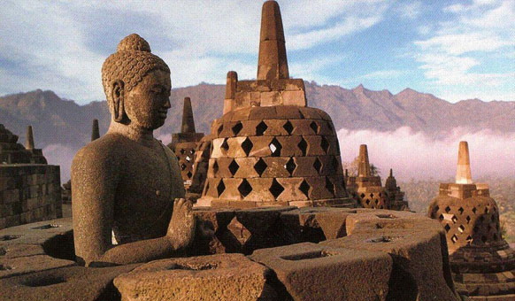 Buddha-Borobudur.jpg