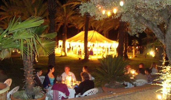 Tent-at-night.jpg